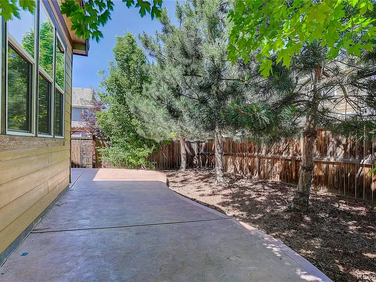 10768 Hillsboro St — Photo 22