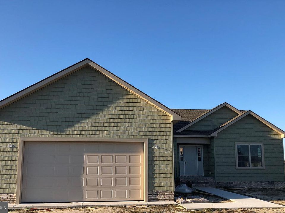 2nd image of 134 Nina Ln