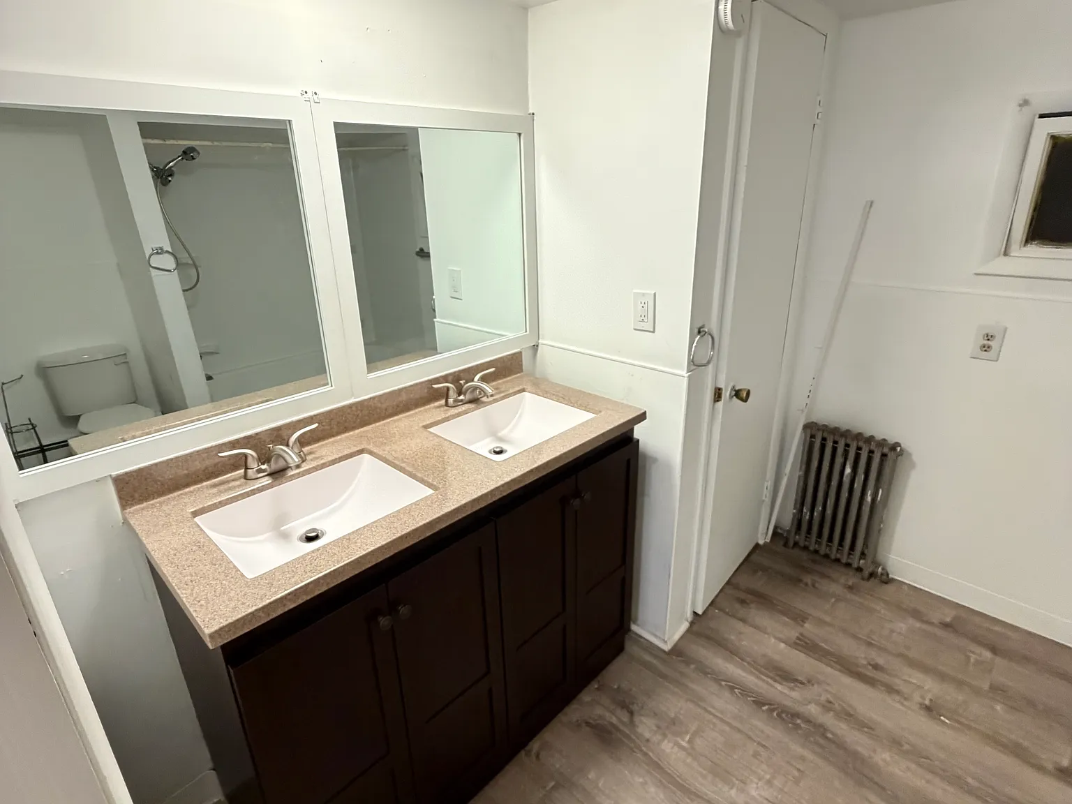 2 bed, 800 sqft, $1,200 — Photo 3