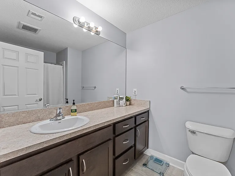 1016 Thoroughgood Way #201 — Photo 24
