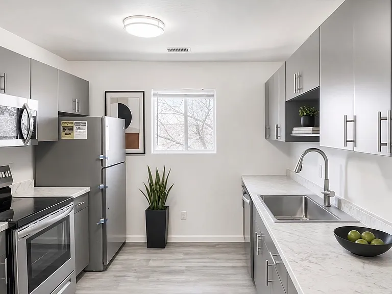 701 Campbell St #C — Photo 1