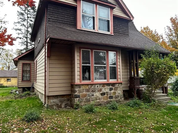 69310 N Forest Ave, Richmond, MI 48062