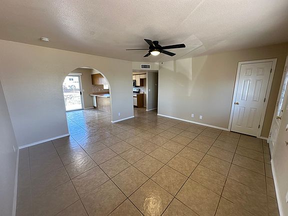 2nd image of 3515 Whitecap Ct