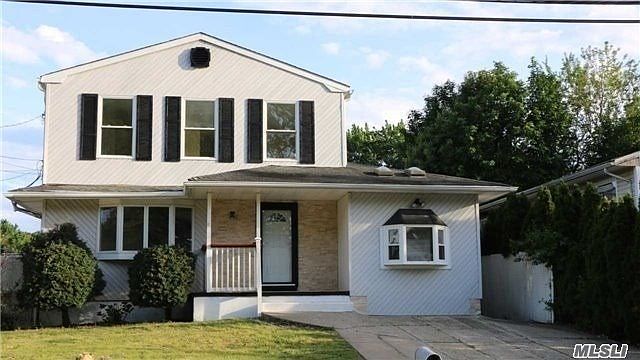 1st image of 122 Farner Ave