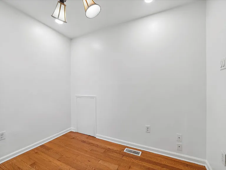 912 Snyder Ave #1 — Photo 5