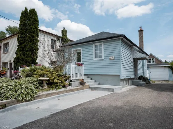 263 Sydney St S, Kitchener, ON N2G 3V8