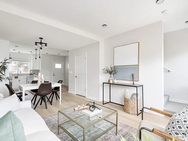 Highline Village Townhomes II — Photo 17