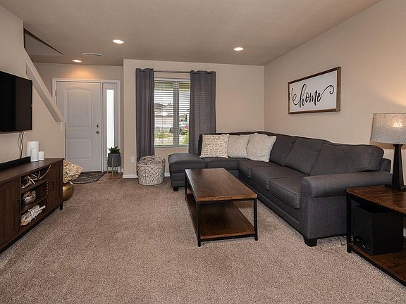 4th image of 808 Compass Ln