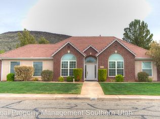 230 N Stone Mountain Dr, St George, UT 84770