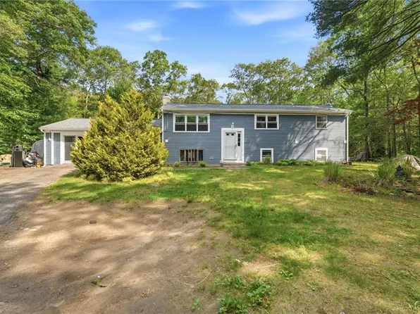 2654 Harkney Hill Rd, Coventry, RI 02816