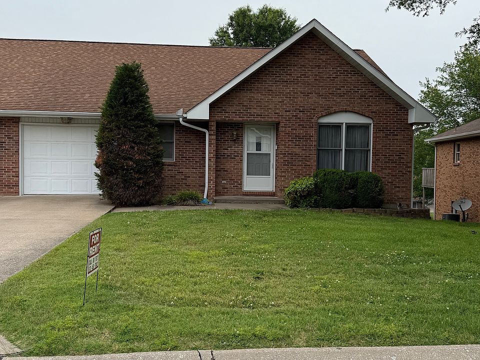 1st image of 3821 Stonebridge Dr