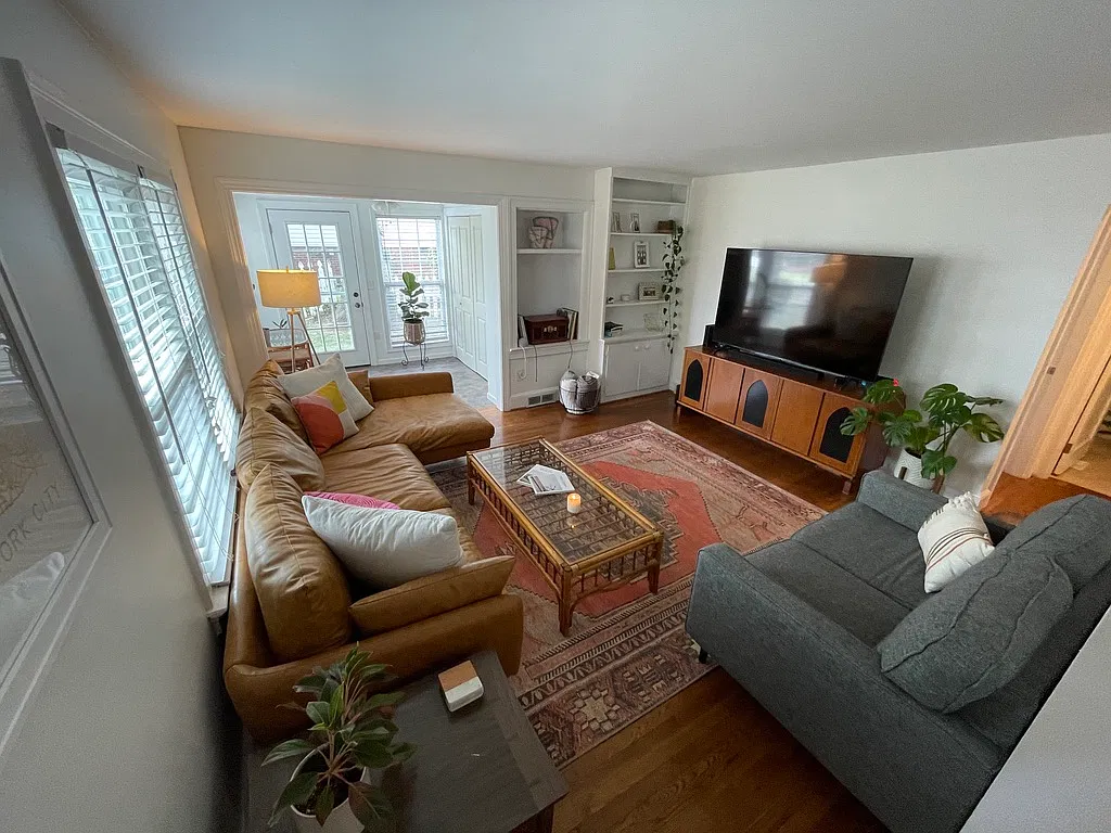2706 Pope Dr — Photo 2