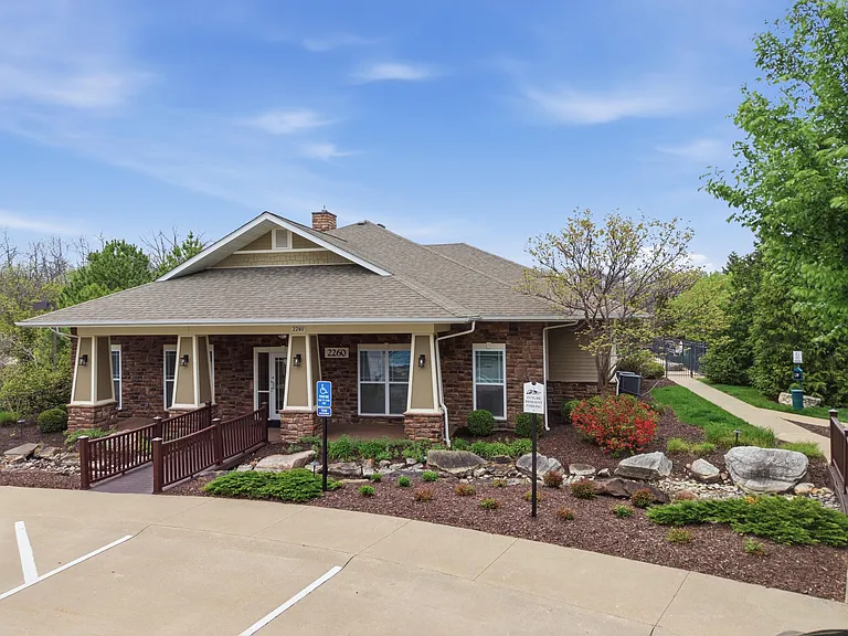 2409 Boulder Springs Dr — Photo 42