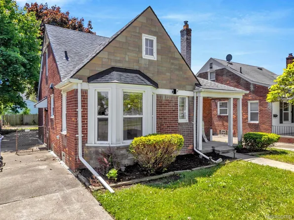 16304 Bringard Dr, Detroit, MI 48205