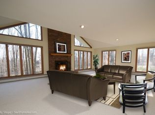 27 Warren Cutting Rd, Chester, NJ 07930