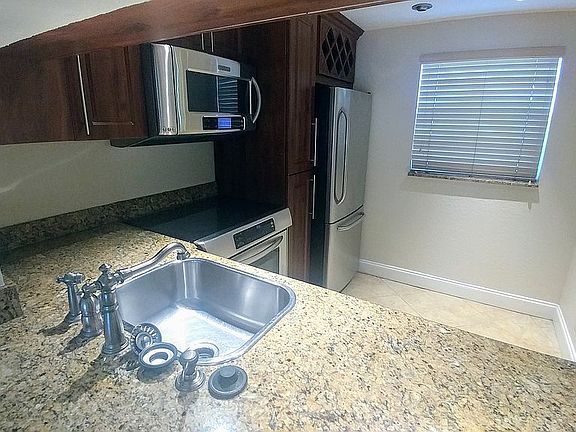 4th image of 9420 Poinciana Pl APT 406