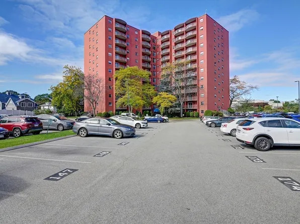 115 W Squantum St APT 501, Quincy, MA 02171