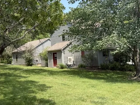 23750 State Route V, Clarksdale, MO 64430