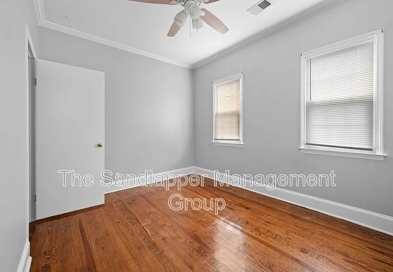 422 Race St — Photo 9