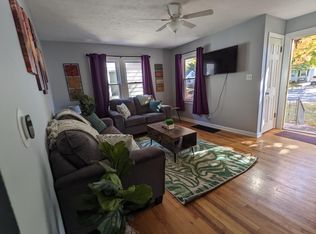 1553 W Capitol Ave, Springfield, IL 62704