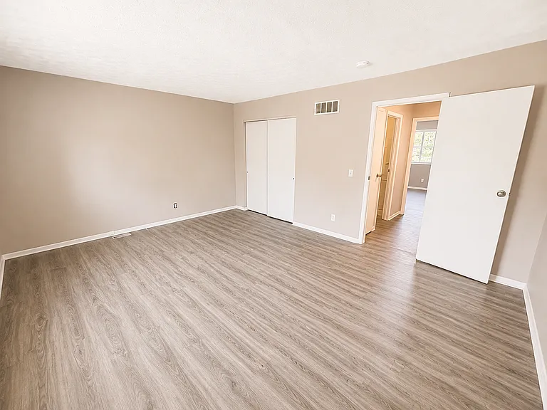 53 Ramsey Dr — Photo 32