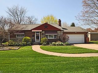 4548 Ranchview Ave, North Olmsted, OH 44070