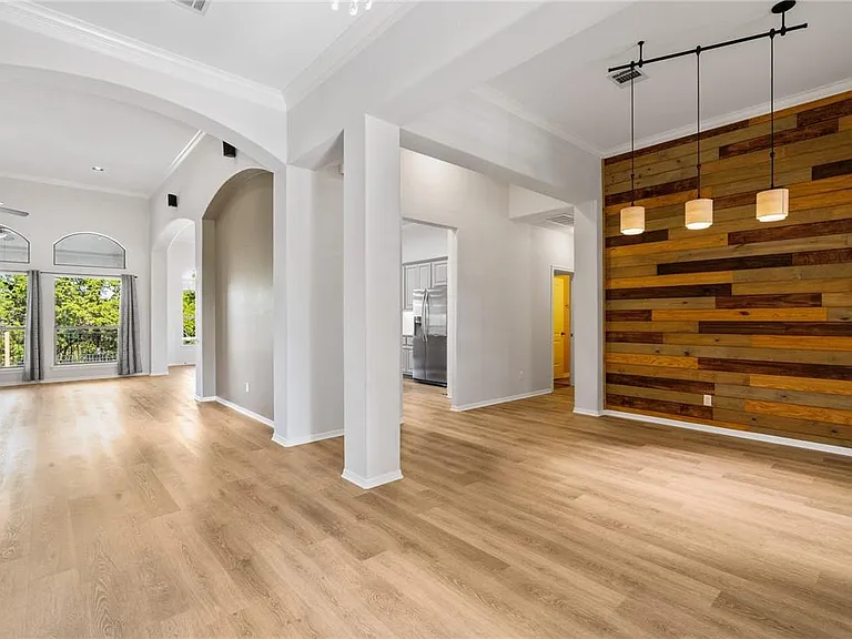 4708 Mont Blanc Dr — Photo 4