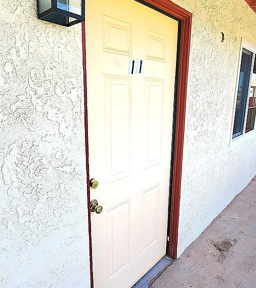 398 Cattle Call Dr — Photo 1