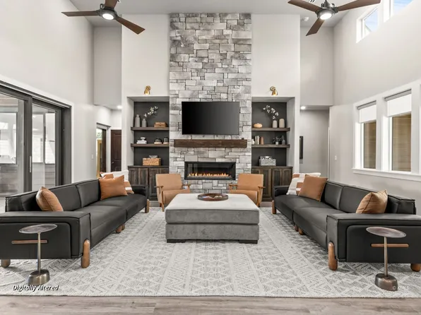 10705 W Zion Dr, Orderville, UT 84758