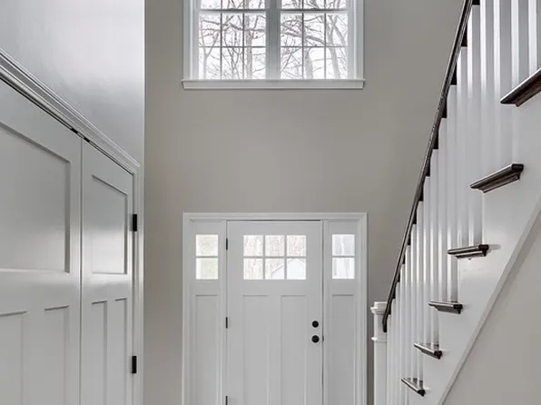 237 Podunk Rd, Sturbridge, MA 01566