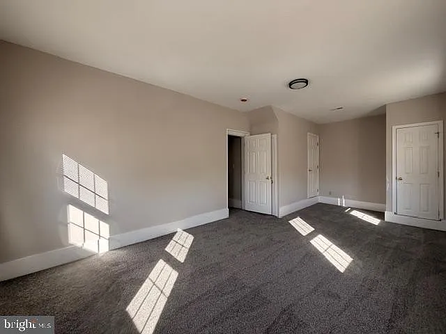 8925 Dayton Ave — Photo 19