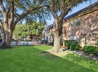 14715 Barryknoll Ln APT 128, Houston, TX 77079