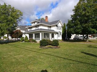 228 E Water St, Oak Harbor, OH 43449