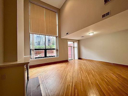 5th image of 278 Sackett St #1A