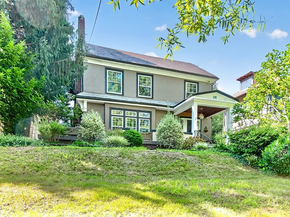 3812 Military Rd NW