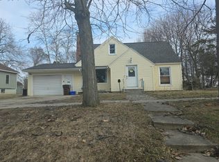 121 E Pine St, Fremont, MI 49412