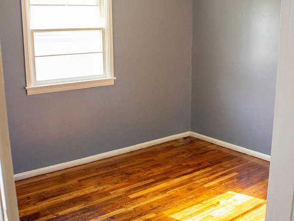 5th image of 1827 Prospect Pl