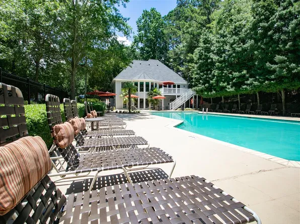 The Pointe at Preston Ridge