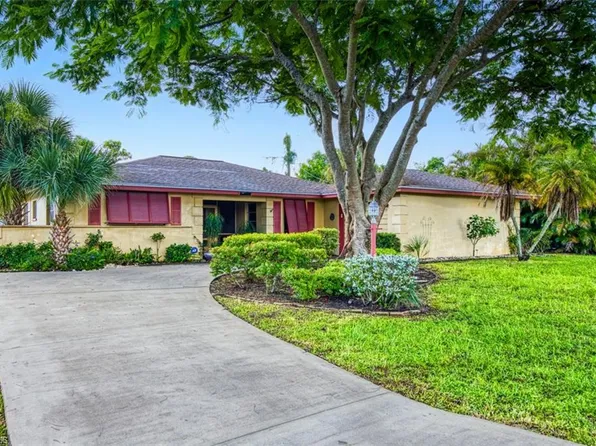 8936 Beacon ST, FORT MYERS, FL 33907