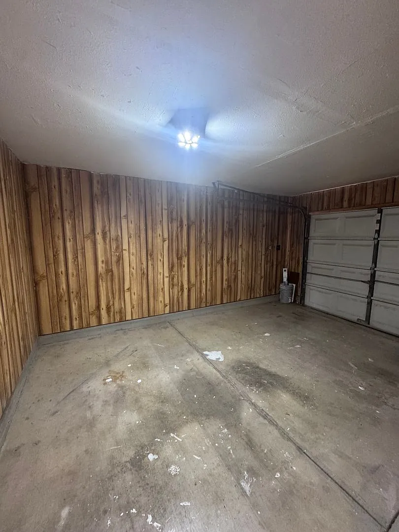Newly remodeled 3BR 2BR — Photo 3
