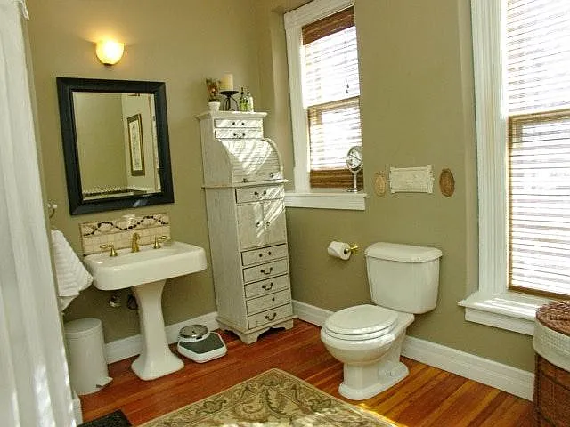 Master bath with claw foot tub
