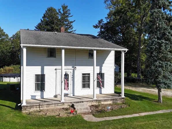 303 Cottage St, Fremont, OH 43420
