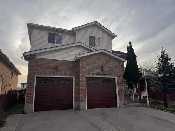 389 Greenbrier Rd #2, Cambridge, ON N1P 1C1