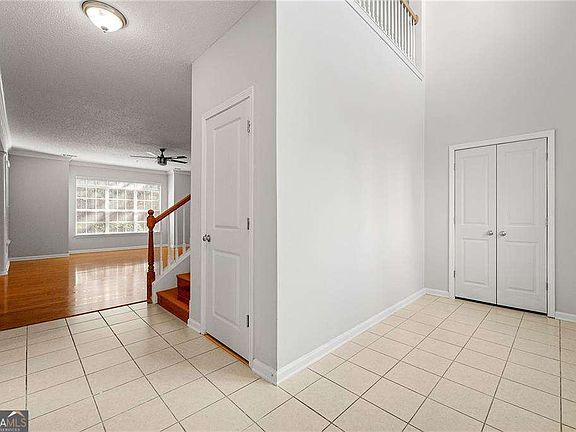 2nd image of 2015 Barrett Lakes Blvd NW Unit 415