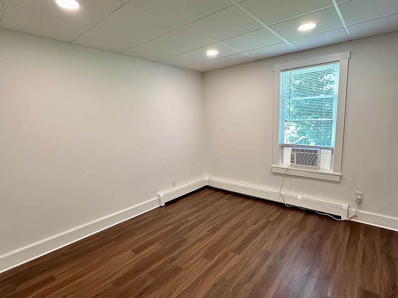 2 bed, $2,450 — Photo 1