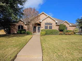 1800 Quail Holw, Cleburne, TX 76033