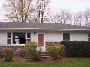 2492 Chestnut St, Portage, IN 46368