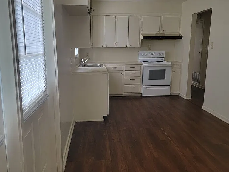 3024 Karla Cir #3024 — Photo 8