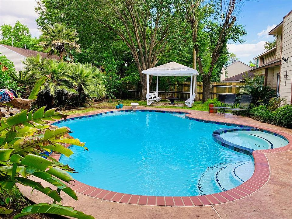 1st image of 8418 Plum Lake Dr
