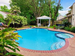 8418 Plum Lake Dr, Houston, TX 77095